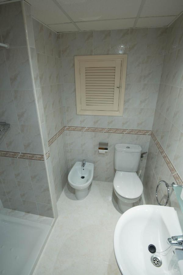 Hostal Mayol Santa Eulària des Riu Kültér fotó